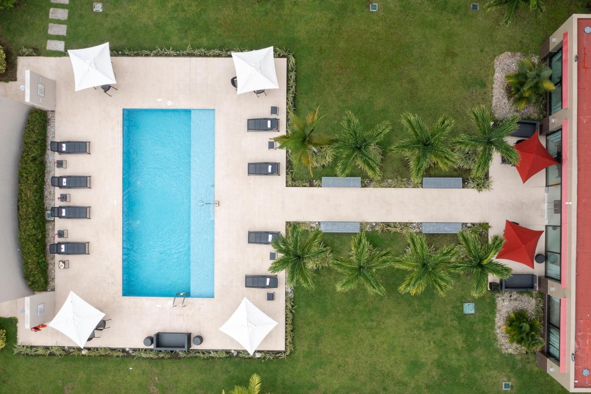 Courtyard By Marriott Panama Metromall Tocumen Exterior foto
