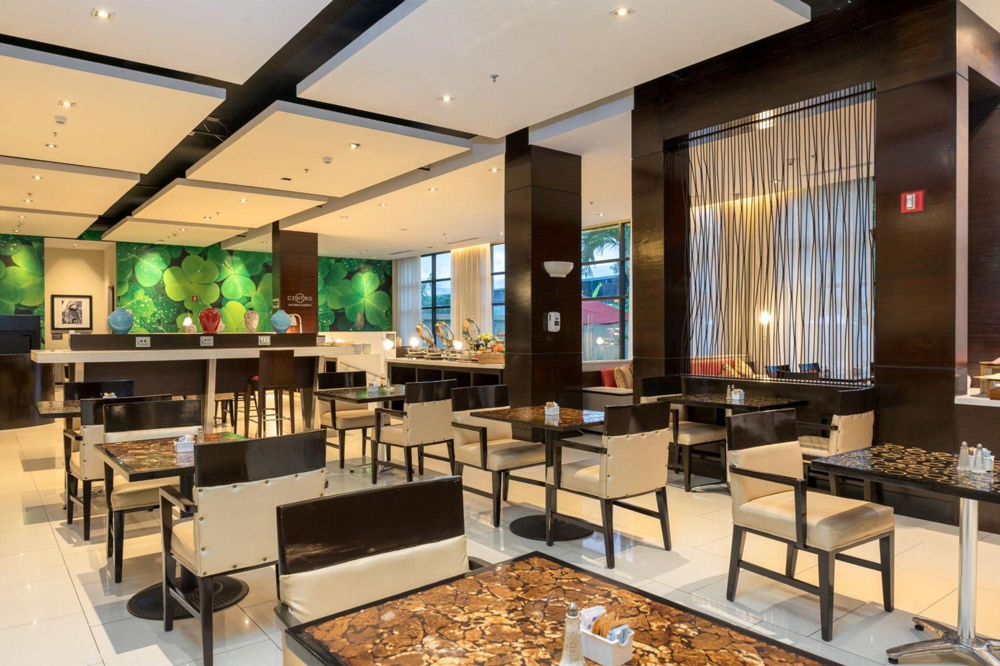 Courtyard By Marriott Panama Metromall Tocumen Exterior foto