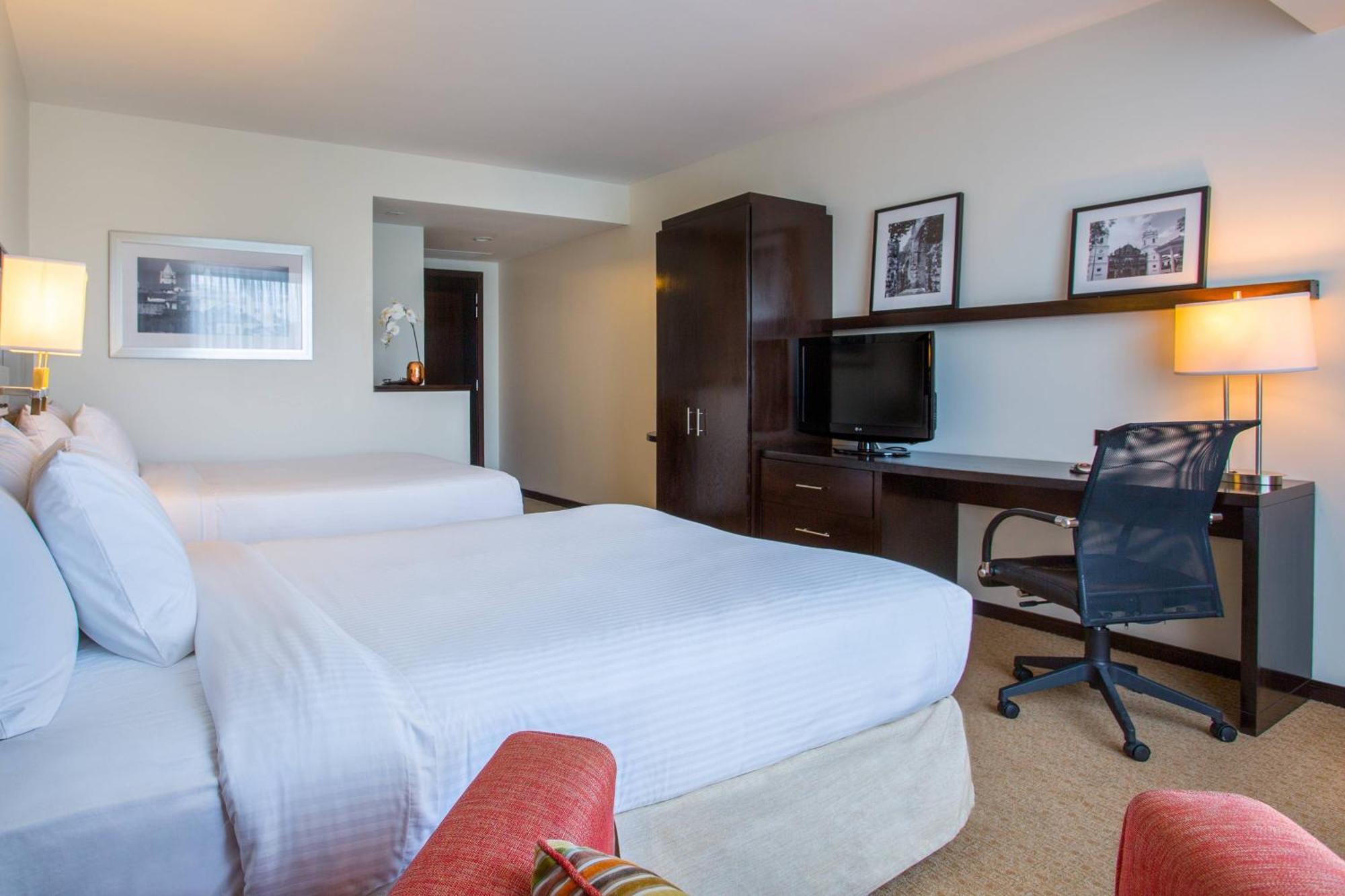 Courtyard By Marriott Panama Metromall Tocumen Exterior foto